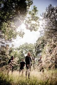 Sarah linnea nova klang (born 26 august 1992) is a swedish singer and songwriter. Sarah Klang Shares Brand New Single Canyon Released 23 October Via Pangur Records R O C K N L O A D