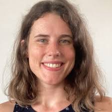 Claire H., Insegnante certificata e specializzata con 6 anni di esperienza 