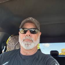 timetoswim had to get a picture first 😘 ￼