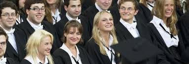 The university of oxford is located in the city of oxford in southeast england. How Students For Graduation Ceremony Dress Fashion Dresses