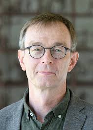 Quantum Optics Group at ETH Zurich: Staff > Prof. Dr. Tilman Esslinger