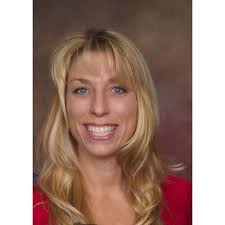 Robin Dial's Instagram, Twitter & Facebook