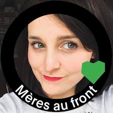 ONE PIECE Mon fils de 7 ans lit le manga ONE PIECE à l'école. Il me dit que  tout le monde lit ça à l'école, que c'est ce qui est cool. Après