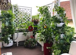 Ergänze das sofa mit einem loungetisch & sonnenschirm. Hydroponic Conclusion Hydroponics Self Supporting Balcony 2019