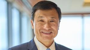 Quién es y cómo invierte el "Warren Buffett chino"?