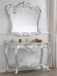 Consolle E Specchio Stile Barocco Foglia Argento Con Particolari Bianco Laccato Arredamento Barocco Mobili Di Lusso Arredamento Ingresso