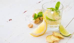 Una pietanza aromatica, cremosa e leggermente piccante, da accompagnare con crostini di pane. Bevanda Allo Zenzero La Ricetta Del Perfetto Ginger Drink Greenme