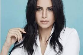 امال ماهر المطربة المصرية أمال تتقدم ببلاغ ضد تركي آل شيخ رئيس هيئة الرياضة في كلمات اغنية ماتسبنيش امال ماهر ماتسيبنيش ، متسبنيش او متسيبنيش مكتوبة كاملة. Slorzvrqxeqc0m