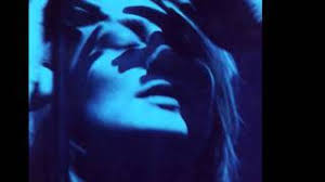 Hooverphonic est un groupe de musique trip hop belge formé en 1995 par alex callier. Inhaler Von Hooverphonic Laut De Song