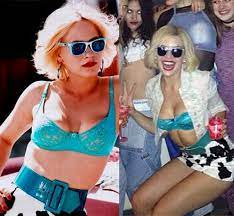 Gold 60s rock star aviator sunglasses; True Romance Costumes Do As A Couple Easy Costumes Iconic Halloween Costumes Halloween Queen