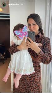 Get all the details on joyce jonathan, watch interviews and videos, and see what else bing knows. Photo Joyce Jonathan Maman La Chanteuse Partage Un Joli Moment Avec Sa Fille Ghjulia Voici