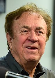 Wisconsin billionaires should donate to help reduce crime