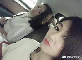 TVB Huadan takes a picture of her mother and daughter!Celebrate birthday  for Biyin mommy!Artist's high-value and beautiful mother exposed