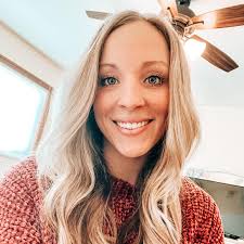 Amazon.com: Pop Fizz Designs Bachelorette Trucker Hats I 7 Pack I 1 Bride  Hat 6 Bride Tribe Hats