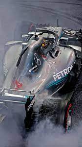 Wallpaper engine> workshop > magicelyas #graciasfernando's workshop. Lewis Hamilton Doing Donuts In Abu Dhabi 2018 Mercedes Benz Wallpaper Mercedes Wallpaper Mercedes Petronas