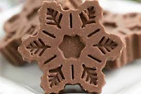 Crush up jolly ranchers and bake in silicone molds until the candy has melted into a delicious lollipop form! Festive Fudge Snowflakes With Pro Tips That Skinny Chick Can Bake
