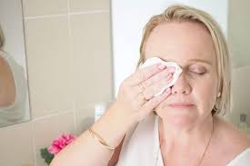 DIY Homemade Makeup Remover