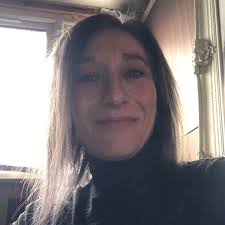 Hi everyone! A slightly different post today, we have 2 pregnant stray cats  that are living nearby our garden, we see them very often, every other day.  We have 3 cats ourselves (