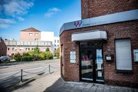 Gesunde ernährung, regelmäßige bewegung und entspannung sorgen für eine ausgeglichene balance zwischen körper, geist und gehen sie mit dem gesundheitstag auf entdeckungsreise und lernen sie durch ihn alle facetten der gesundheit kennen. Seniorinnen Und Senioren Hansestadt Wesel Am Rhein