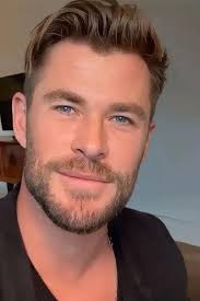 Chris Hemsworth · 3.1M threads