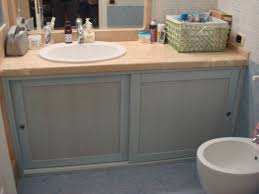 Una scelta a lungo termine. Mobili Bagno Su Misura Roma Sospesi A Terra Moderni E Classici