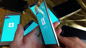Samsung Galaxy Phones Stuck In Downloading Do Not Turn Off Target Youtube
