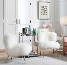 Fifi Tibetan Wool Chair Mitchell Gold Bob Williams In 2020 Wool Chair Upholstered Chairs Chair