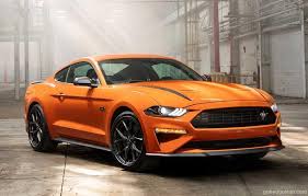 Segalanya bagaikan berubah sekelip mata. Ford Mustang 2 3 Ecoboost Kini Dengan Pakej High Performance Gohed Gostan