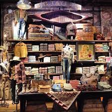 Polo Ralphlauren Retail Merchandising Addictedtoretail Store Design Retail Merchandising Retail Display