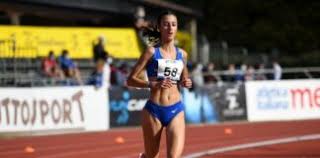 Gianmarco tamberi (civitanova marche, 1º giugno 1992) è un altista italiano, campione mondiale indoor a portland 2016 e campione europeo ad amsterdam 2016, nonché detentore del record nazionale sia outdoor che indoor. Giles Diventa Il Secondo Al Mondo Di Sempre Negli 800 Metri Sprintnews It