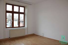 Wir haben ihnen nachfolgend einige links zusammen gestellt. Grosse 2 Zimmerwohnung Auf Der Schmelz Wohnung Mieten Haus Kaufen Privatimmobilien Mietguru