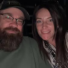 SN3119H- Deer Valley Triple Wide 45x90 with 7 rooms total and 3 bathrooms.  This home is a 2009 Windzone 2. Immaculate home.. Sheetrock throughout.  Vents in the ceilings. Rounded countertops. Two living