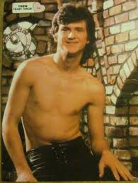 Leslie richard mckeown (born 12 november 1955) is a scottish pop singer who was the lead singer of the bay city rollers during their most successful period. 41 Les Mckeown Ideas Les Mckeown Bay City Rollers Roller