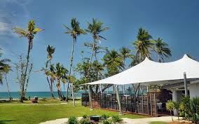 Mission Beach Weddings Castaways Resort Spa Mission Beach Mission Beach Castaway Resort Beach Theme Wedding