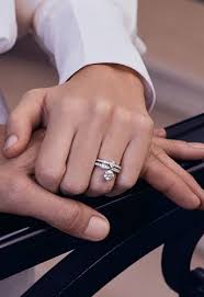Enchanting colour combination of the racines célestes ring, set of a 8.25 carat pink spinel, pink sapphires and. Engagement Rings By Chaumet Rings In Gold Platinum Or Diamonds To Get Engaged