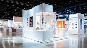 Discovering the Versatility and Elegance of Acrylic Stands in My Displays!  - Feilong Acrylic