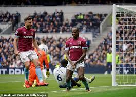 Published on mon, 29 feb 2016. West Ham Star Michail Antonio Reveals Where Bizarre Celebration Came Daily Mail Online