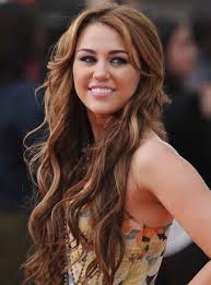 Miley Cyrus Long Brown Waves At Kids Choice Awards 2011 Miley Cyrus Long Hair Miley Cyrus Hair Miley Cyrus Brown Hair