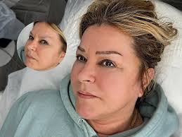 Ok group look at my eyebrows. I need them fuller. They are getting thin as  I age gracefully 🤷‍♂️🤗