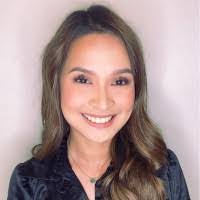 Leanne Burke's Instagram, Twitter & Facebook