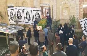 اكتسب الراحل هادي الجيار شهرة كبيرة بمشاركته في مسرحية (مدرسة المشاغبين) مع عادل إمام وسعيد صالح ويونس شلبي وأحمد زكي، لكنه لم يذكر أن الفنان الكبير هادى الجيار قد تعاقد مؤخرا مع شركة سينرجى على المشاركة في الجزء الثاني من مسلسل الاختيار، من بطولة. Ø¬Ø«Ù…Ø§Ù† Ù‡Ø§Ø¯ÙŠ Ø§Ù„Ø¬ÙŠØ§Ø± ÙŠØµÙ„ Ø¥Ù„Ù‰ Ù…Ø«ÙˆØ§Ù‡ Ø§Ù„Ø£Ø®ÙŠØ± ØµÙˆØ± Ø¨ÙˆØ§Ø¨Ø© Ø§Ù„Ø£Ù‡Ø±Ø§Ù…