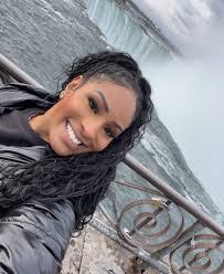 Debra Hay's Instagram, Twitter & Facebook