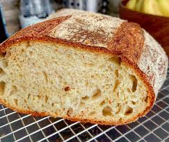 Alcuni panettieri producono pane integrale e segale a lievitazione naturale, ma in questo caso, per ottenere un risultato soddisfacente, è necessario il lievito della farina integrale risulta più attivo e stabile rispetto alla farina integrale. Pane Misto Semola Ricetta A Lunga Lievitazione Con Lievito Di Birra Cucinare E Come Amare
