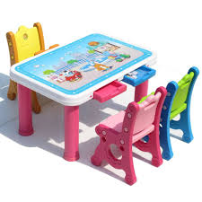 Découvrez sur jardindeco.com, le salon table et chaises pour enfant en bois kidkraft. Table Enfant 3 Chaises Maternita