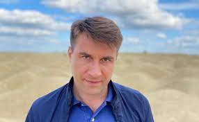 Кроме того, у него был ряд творческих. Hjmhpsvrf E6em