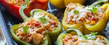 Poivrons Farcis Au Riz Et Au Poulet Recette Recette Poivron Farci Poivrons Farcis Riz Poivrons Farcis