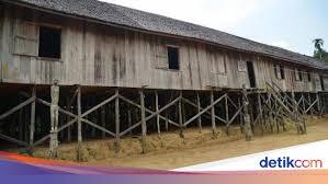 Contoh rumah betang suku dayak. Rumah Betang Penjaga Tradisi Suku Dayak