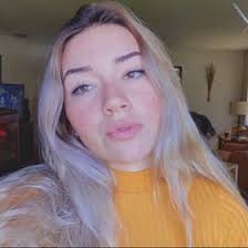 Rachel Klee's Instagram, Twitter & Facebook