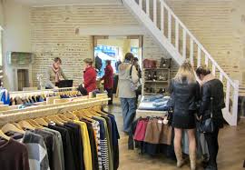 Check spelling or type a new query. Buy One Une Seconde Vie Pour Vos Vetements Regard Sur Marmande
