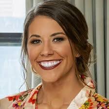 Alexa Warner's Instagram, Twitter & Facebook